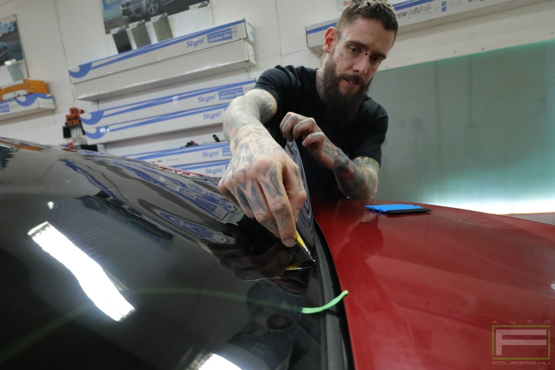 autóüveg fóliázás bemutató: 1. bemutató kép autóüveg fóliázás bemutató: 1. illusztráció